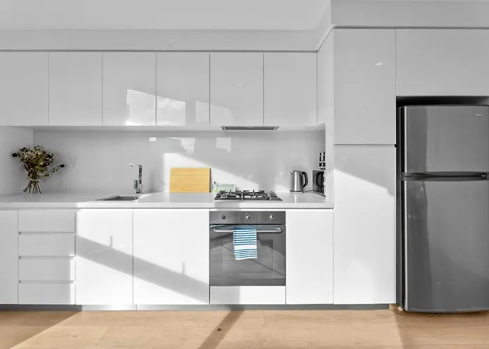 2Br 2 Bath, Southbank, City View, Lvl 31